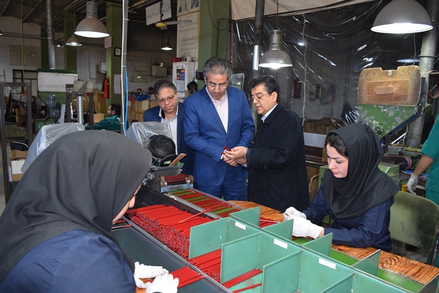 http://www.yazdfarda.com/media/news_gal/DSC_0332.JPG