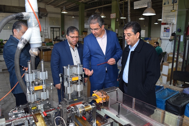 http://www.yazdfarda.com/media/news_gal/DSC_0338_1.JPG