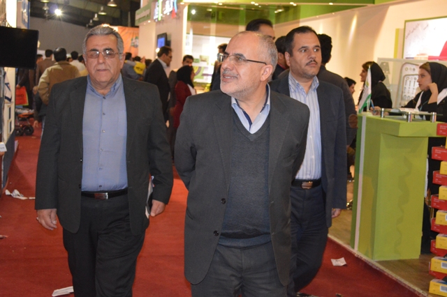 علیرضا پویافر: گزارش اختصاصی دهمین نمایشگاه فناوری اطلاعات استان یزد: دیدار کامیتکسی مدیرعامل مخابرات استان یزد (4)