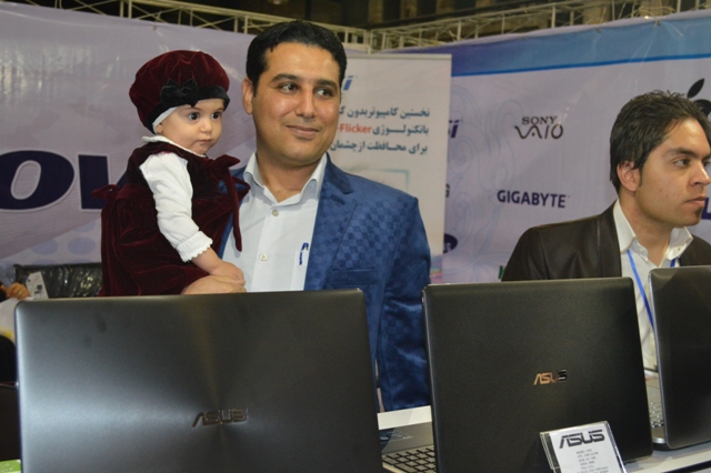 علیرضا پویافر: گزارش اختصاصی یازدهمین نمایشگاه فناوری اطلاعات استان یزد:کودکان و نوجوانان کامیتکسی(8)