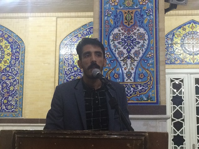 محمد حسین تقوایی زحمتکش: یزدفردا :گزارش تصویری:نشست اهالی فرهنگ و هنر یزد با نامزدهای شورای شهر