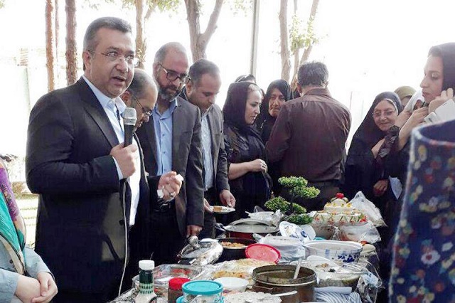 یزد فردا: گزارش تصویری: جشنواره طبخ غذا در پارک وحدت یزد