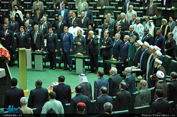 یزد فردا: مراسم تحلیف  حسیین روحانی رئیس‌جمهوری ایران