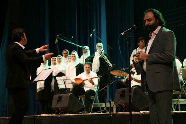 علیرضا پویافر اگزارش تصویری اختصاصی یزد فردا آیین شب موسیقی گازرگاه، همزمان با عید سعید غدیر در تالار تربیت معلم برگزار شد