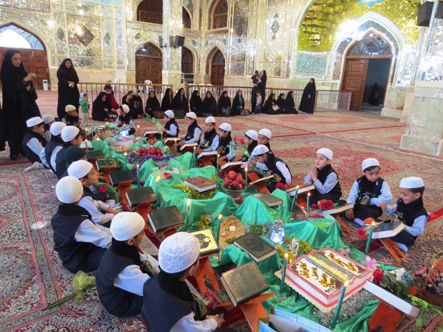 جشن شكوفايي قران در طبس برگزار شد + تصاوير http://www.yazdfarda.com/media/news_gal/file_70602.jpeg