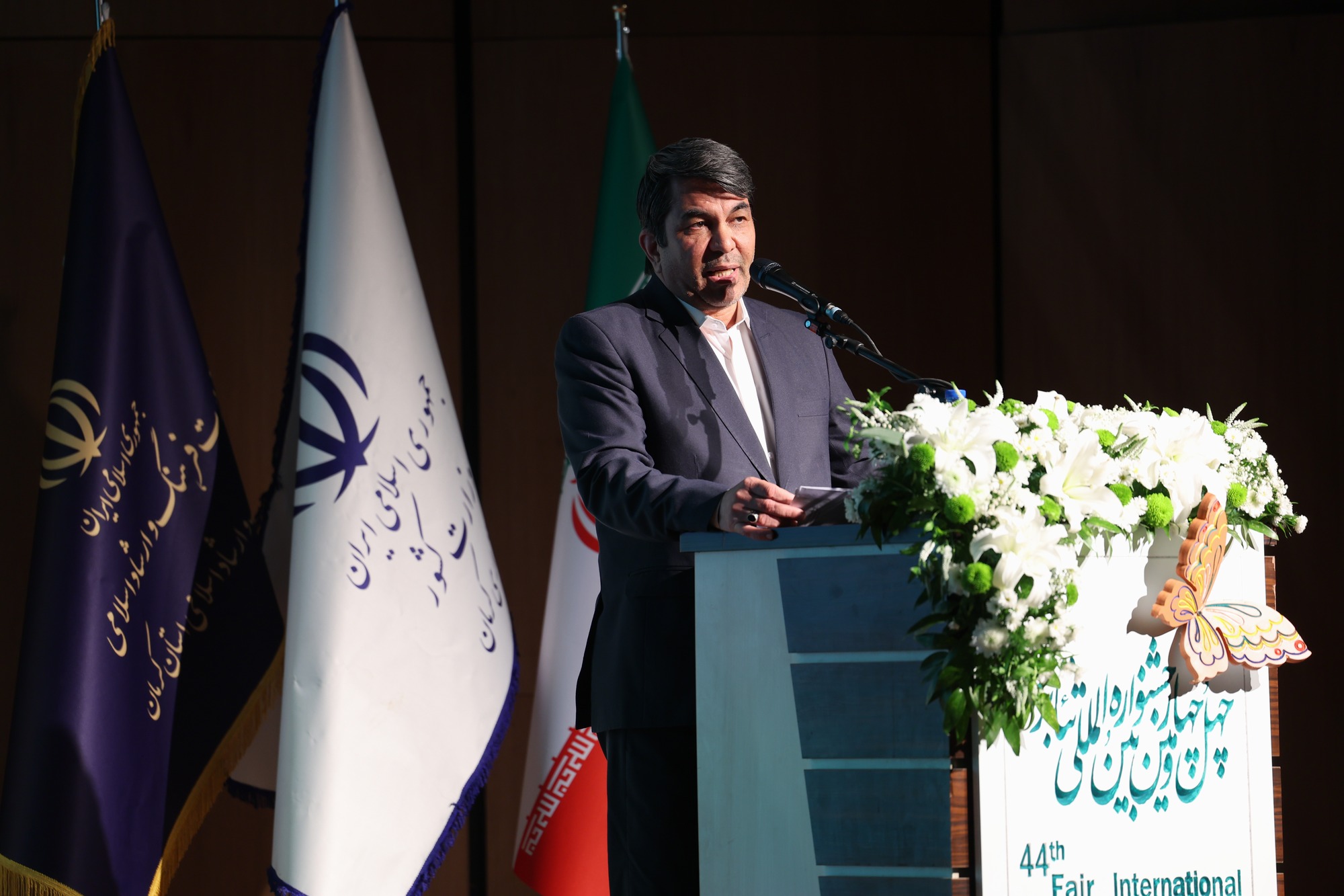 استاندار کرمان: کرمان، مرکز ثقل رویش و خروش انواع هنر است/ حماسه در روح هنر و فرهنگ کرمان جاری است