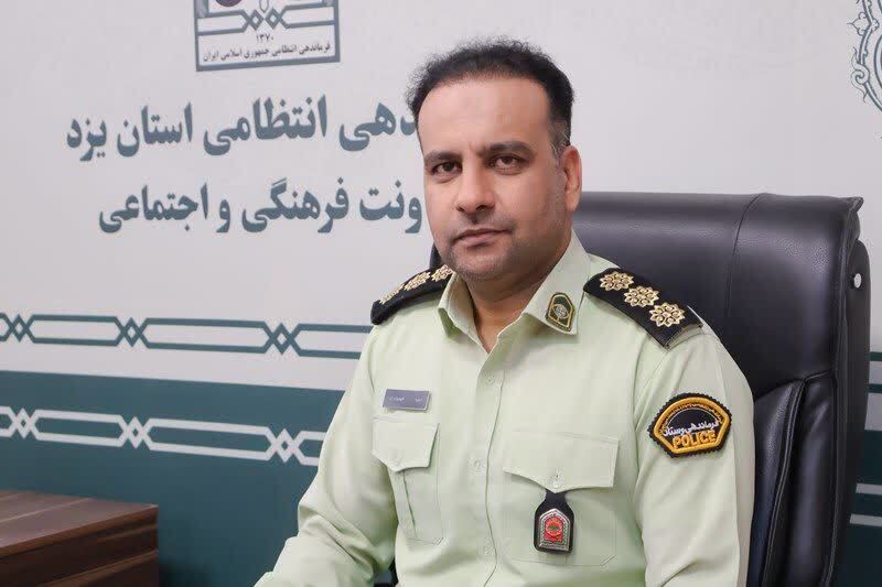 پاکسازی میدان شهداى محراب یزد از معتادان متجاهر