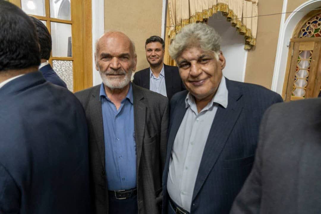 مرد وفا، سمبل ثبات مرد وفا، سمبل ثبات