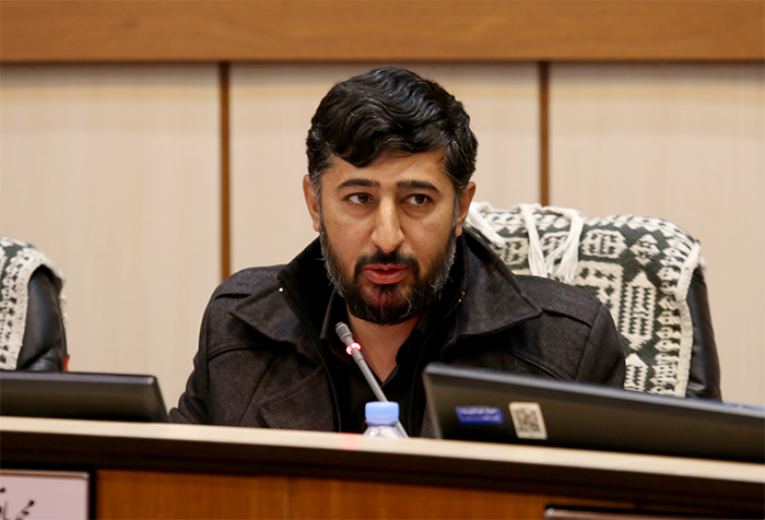 چرا شهرداری یزد در خصوص تغییر کاربری‌ زمین های ورزشی به تجاری سکوت کرد؟