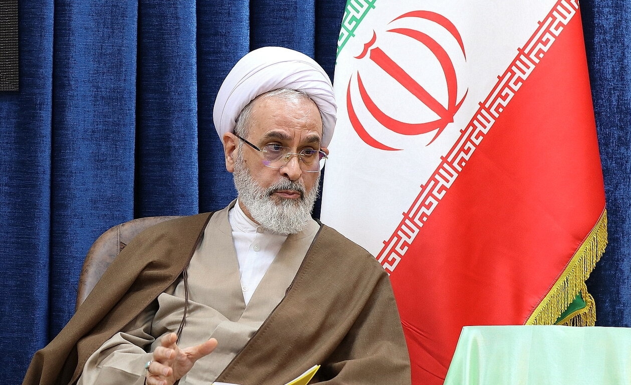 بر شکوه حضور خیابانی ملت و جوانان ایران بیفزایید بر شکوه حضور خیابانی ملت و جوانان ایران بیفزایید