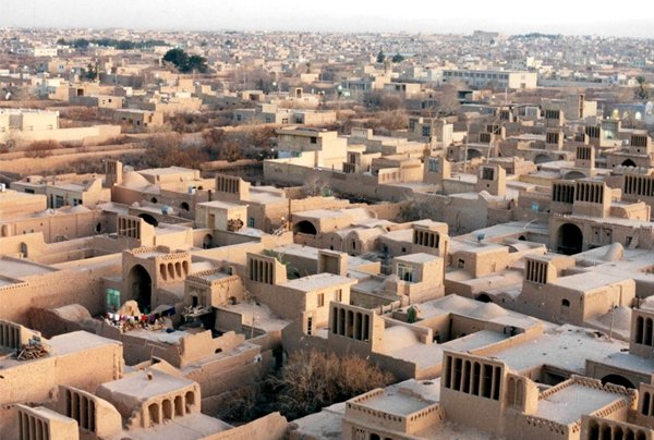 ۸ ساختوساز غیرمجاز در حریم آثار تاریخی اردکان متوقف شد ۸ ساختوساز غیرمجاز در حریم آثار تاریخی اردکان متوقف شد