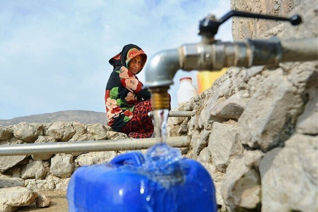 خط انتقال کوهرنگ رگ حیاتی یزد در روزهای داغ تابستان/ صنعت آب متعهد به تأمین بی وقفه آب است خط انتقال کوهرنگ رگ حیاتی یزد در روزهای داغ تابستان/ صنعت آب متعهد به تأمین بی وقفه آب است