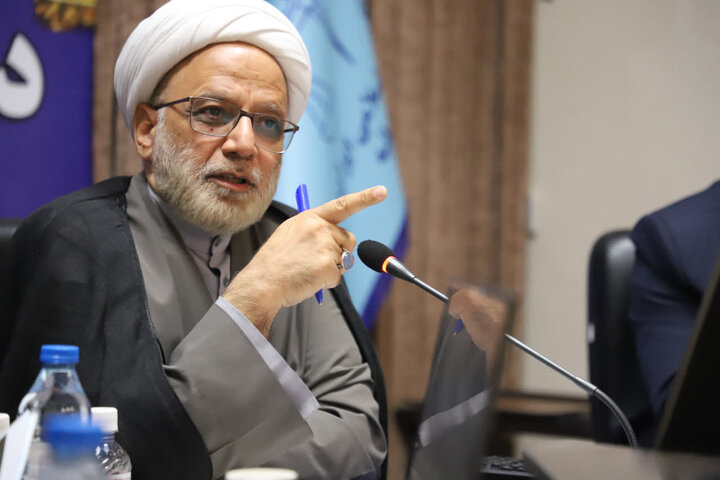 مقابله با آثار مخرب فضای مجازی باید در اولویت برنامههای آموزش و پرورش باشد مقابله با آثار مخرب فضای مجازی باید در اولویت برنامههای آموزش و پرورش باشد