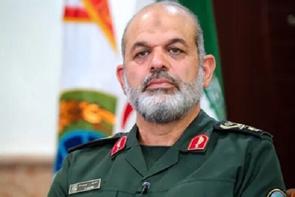 پیام تسلیت فرمانده کل سپاه به مناسبت درگذشت ننه عصمت
