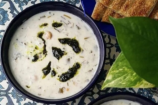 ببینید| آش دوغ شمالی که همه عاشقش میشن
