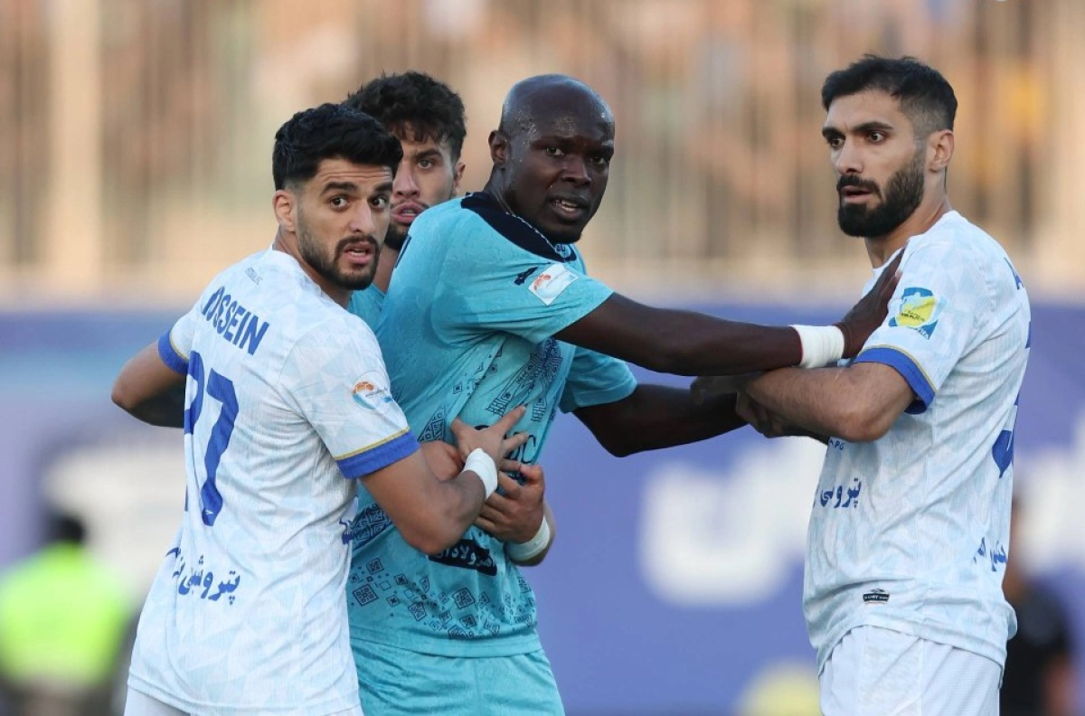 VAR کام چادرملوی اردکان را در یزد تلخ کرد
