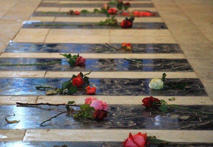 یزدی‌ها به مهمانی لاله‌ها رفتند