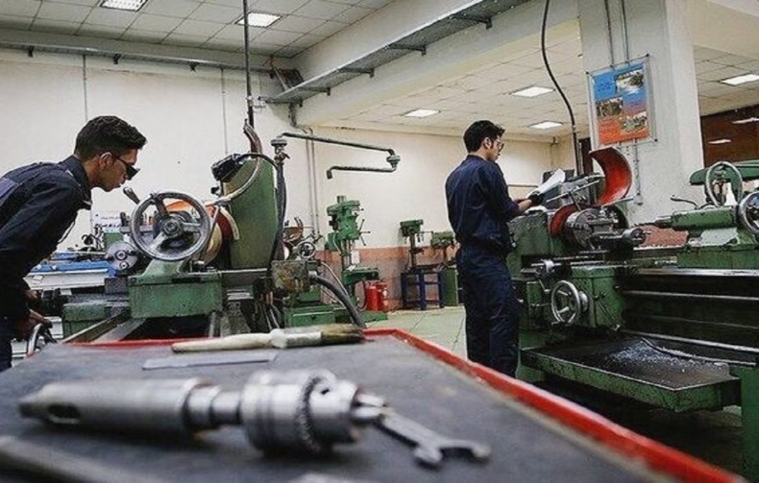 تاسیس هنرستان‌های جوار کارگاهی، راهی برای تامین نیروی کار