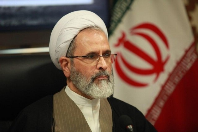 صنایع باید از طرح‌های پژوهشی و دانشجویی حمایت کنند