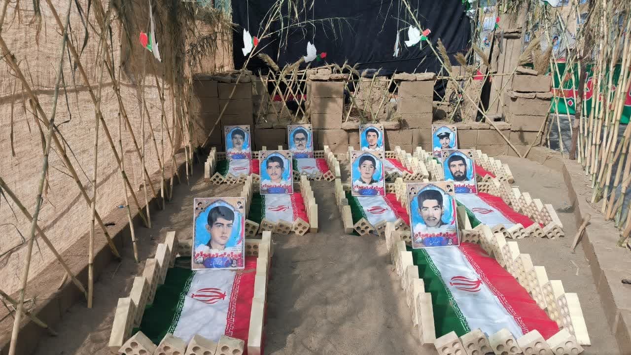 نمایشگاه پروانههای زهرایی در مهریز