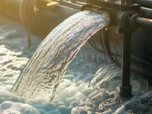 آب مصرفی ۳۱ صنعت در استان یزد مشمول بازتخصیص با آب‌های غیرمتعارف