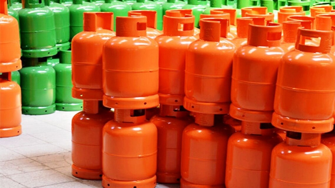  مشکل توزیع کپسول گاز مایع در روستاهای مهریز رفع شد