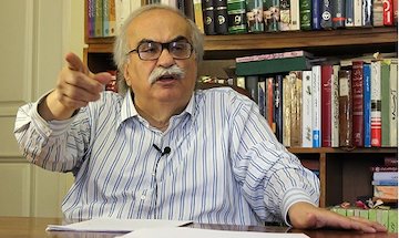 از تاریخ کشورمان غافل شده‌ایم و خارجی‌ها ما را روایت می‌کنند
