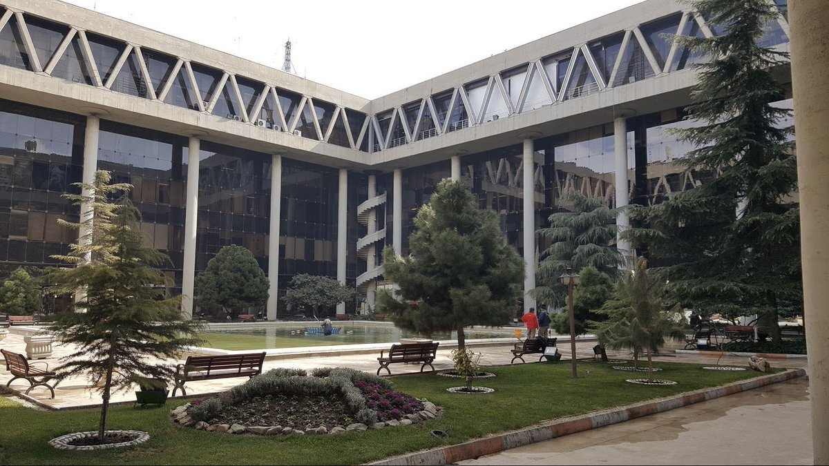 چرایی افزایش انتقادات از صداوسیما و کاهش مخاطبان آن ۱۱ خطای استراتژیک صداوسیما چرایی افزایش انتقادات از صداوسیما و کاهش مخاطبان آن ۱۱ خطای استراتژیک صداوسیما