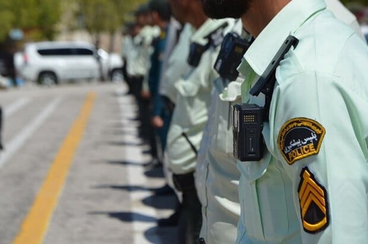 مجازات پوشیدن لباس نیروی انتظامی بدون مجوز
