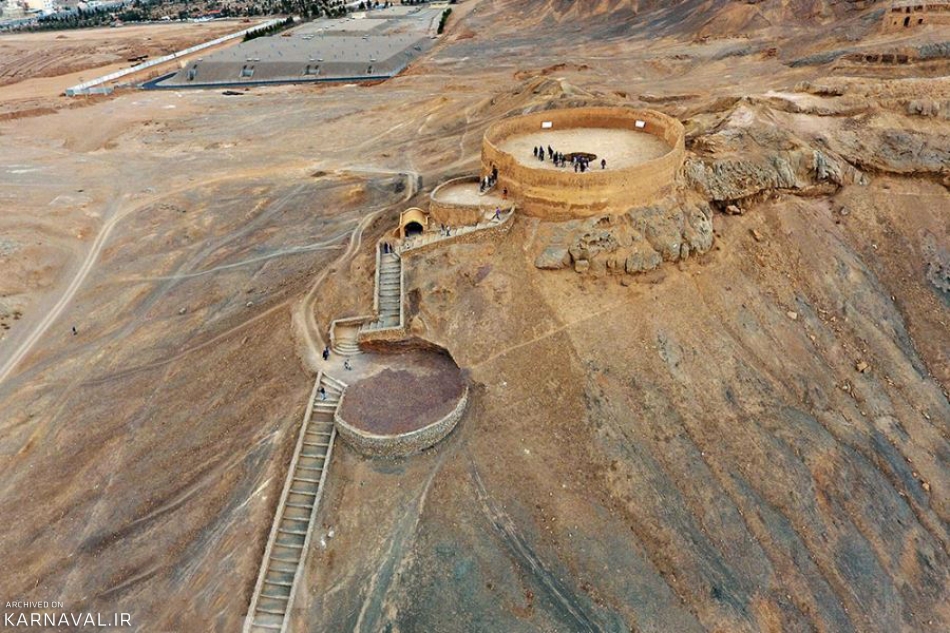 بازدید از دخمه زرتشتیان یزد را از دست ندهید بازدید از دخمه زرتشتیان یزد را از دست ندهید