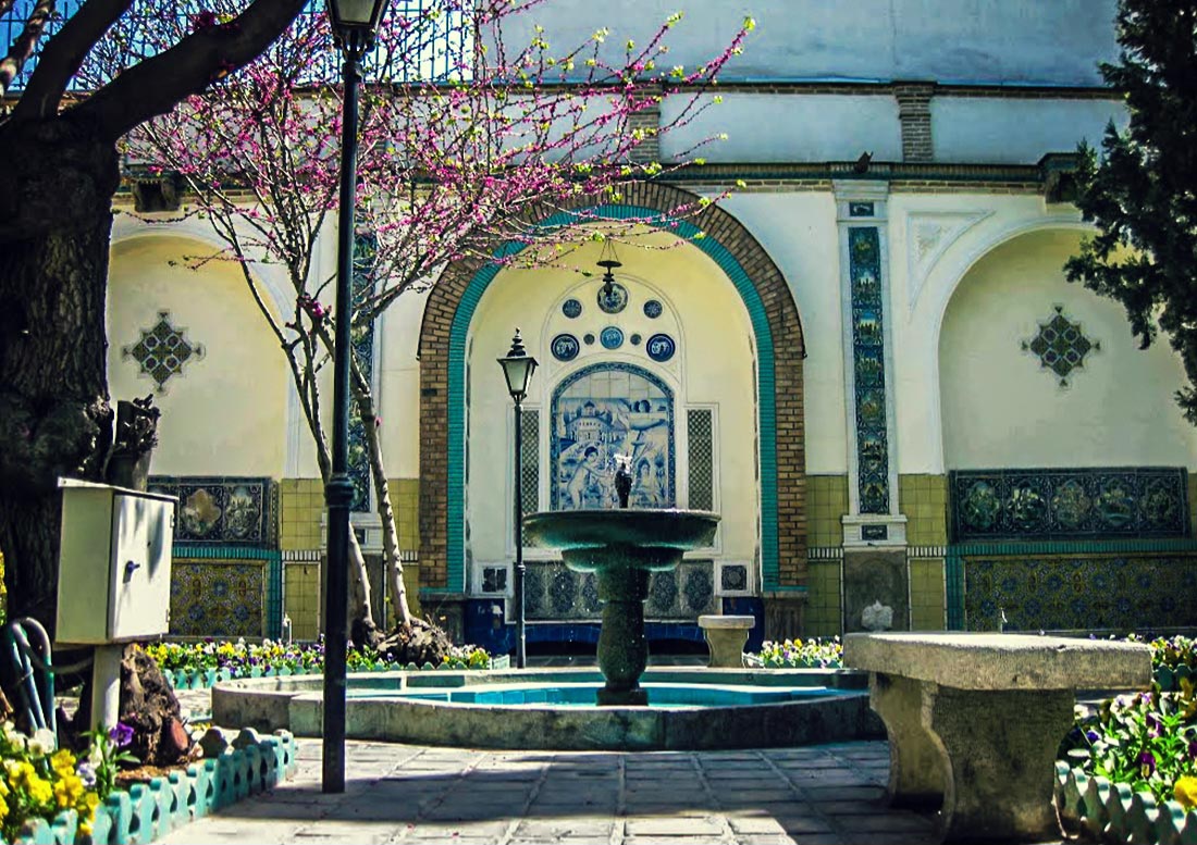 تهران گردی در خانه موزه مقدم