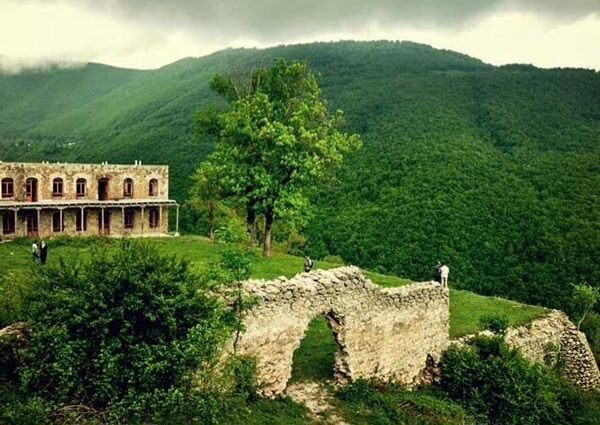 این شهر ایران قبرستان ندارد
