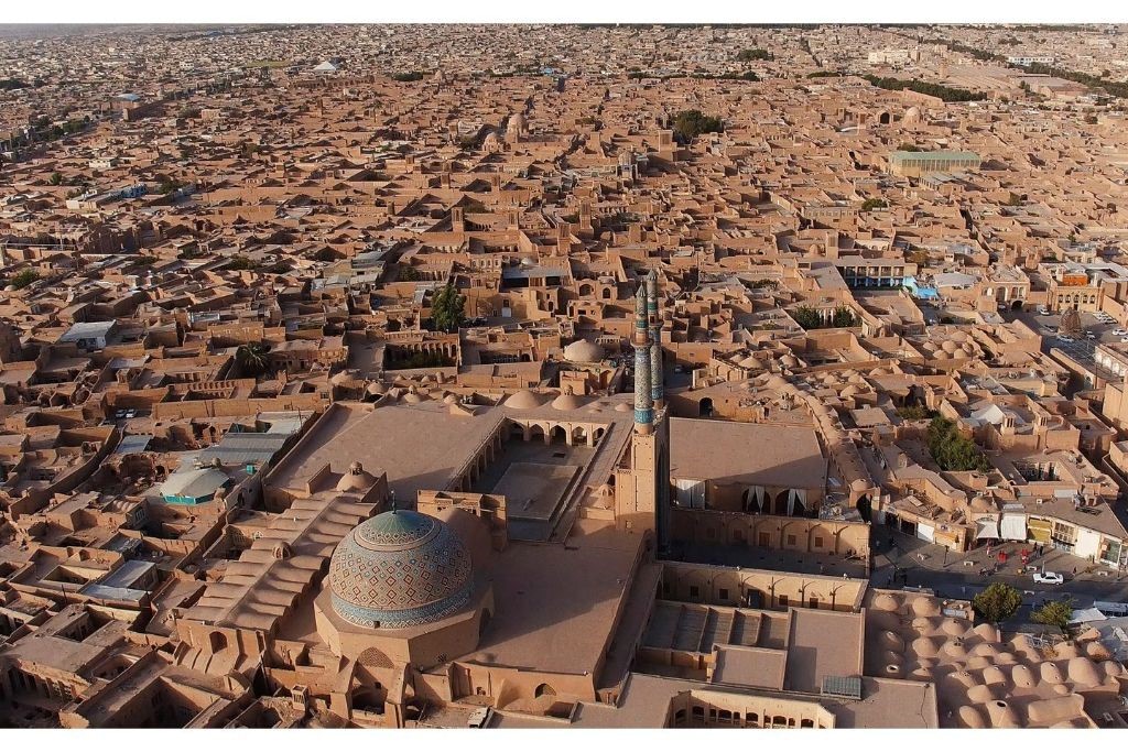 شرکتهای یزدی روی ریل گردشگری شرکتهای یزدی روی ریل گردشگری