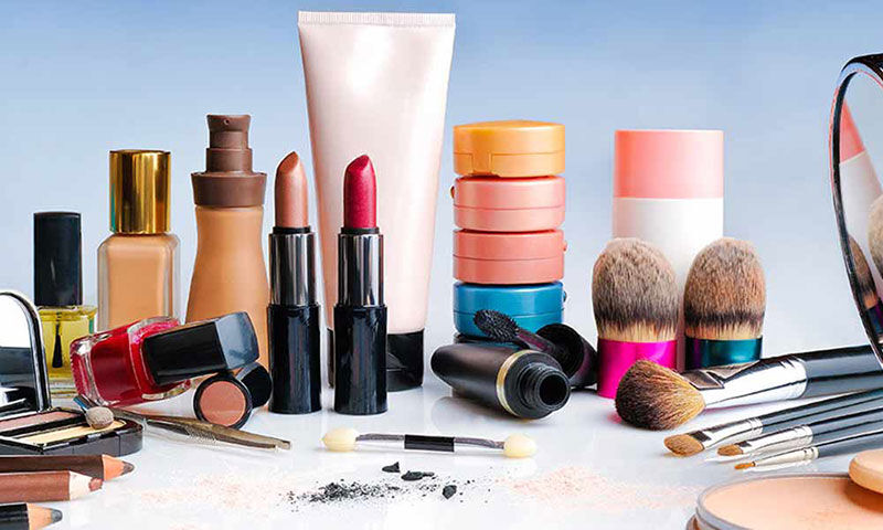 تمام محصولات بهداشتی و آرایشی خارجی موجود در بازار یا قاچاق است یا فیک!