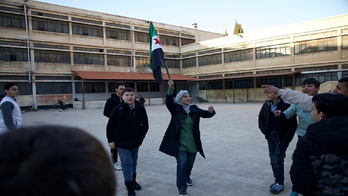 تغییرات بنیادین در برنامه درسی مدارس سوریه؛ از حذف تاریخ تا تغییر مفاهیم دینی