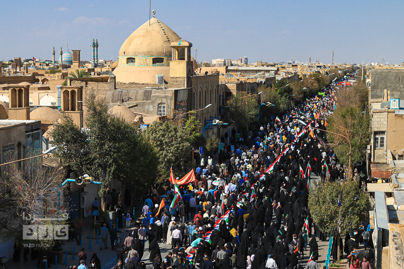 امام جمعه یزد و نماینده خبرگان رهبری از حضور باشکوه مردم در راهپیمایی ۱۳ آبان قدردانی کردند