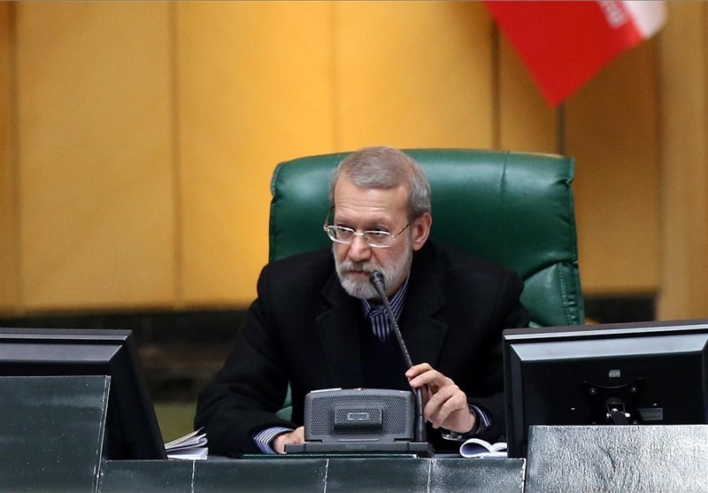توضیحات لاریجانی درباره جلسه غیرعلنی مجلس پیرامون افزایش قیمت بنزین