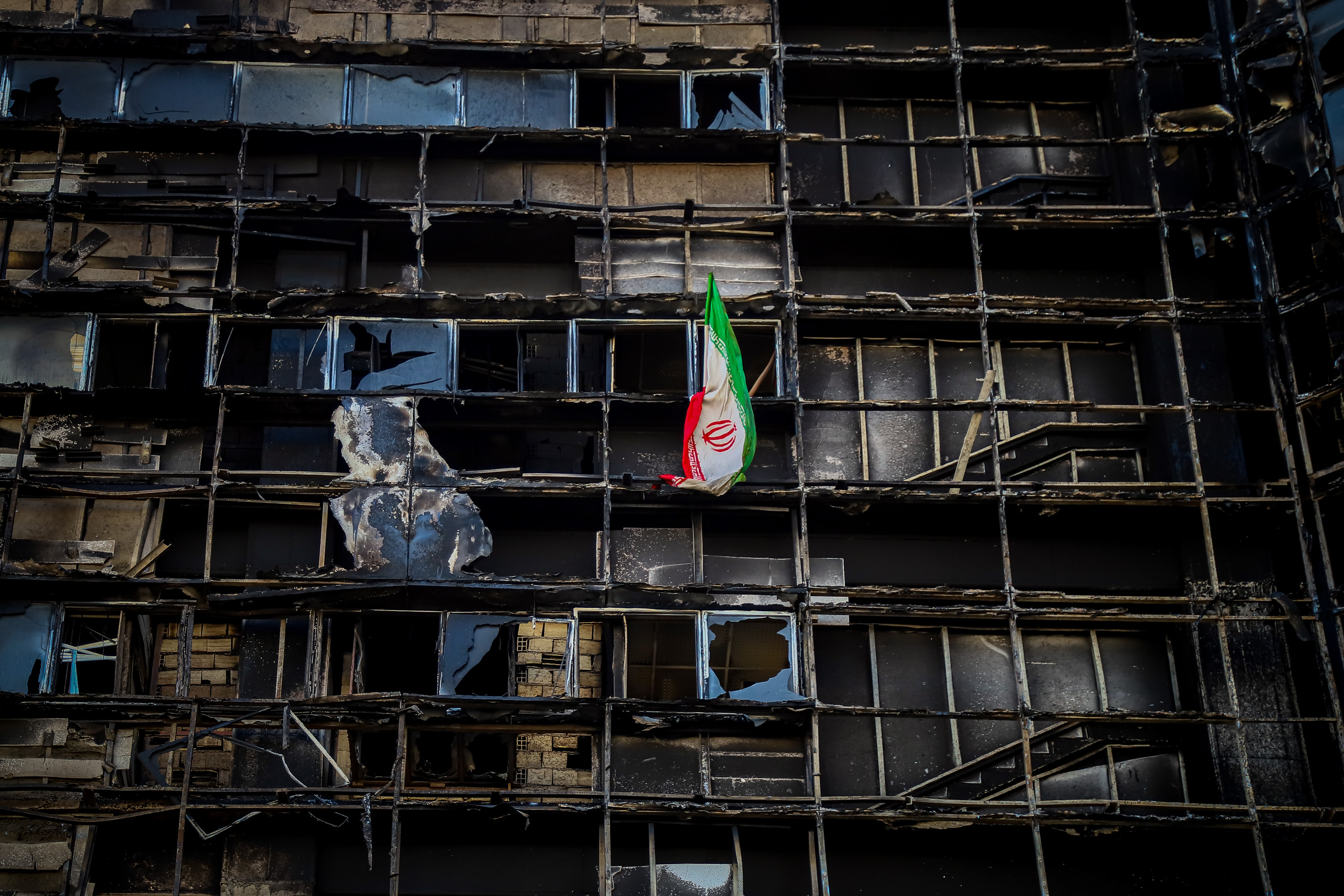 تمام درآمدهای شهرداری از مردم و برای مردم است/ خدمات شهری در حال انجام است