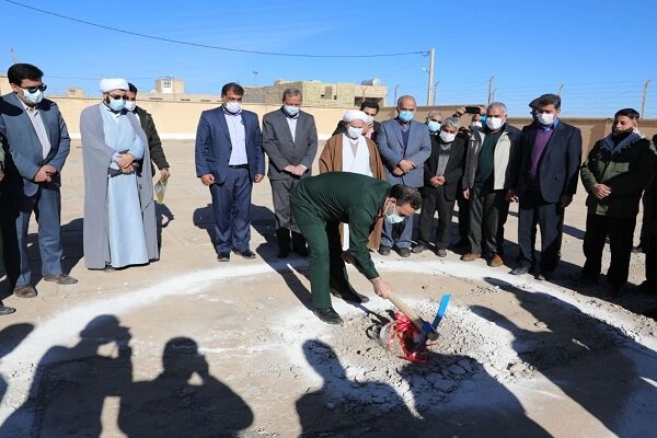 کلنگ احداث نخستین مدرسه طرح «آجر به آجر» در اشکذر به زمین خورد