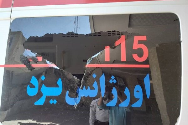 حمله به آمبولانس اورژانس در یزد