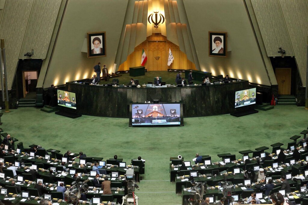 نماینده ادوار مجلس بر اثر سکته مغزی درگذشت