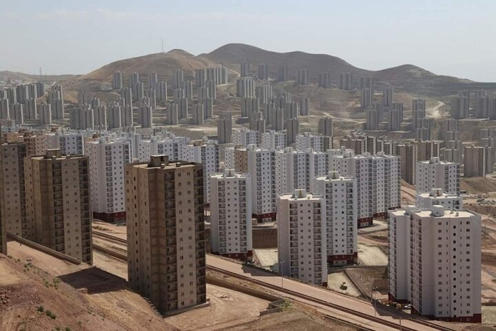 احتکار به مسکن مهر رسید/ واحدها را ۵٠ میلیون خریدند، ٣ میلیارد تومان می‌فروختند