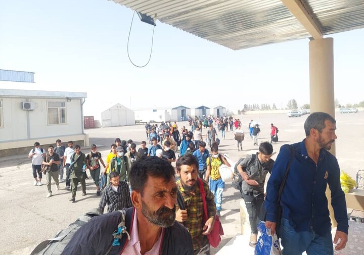 شمار دیگری از مهاجران افغان از ایران خارج شدند