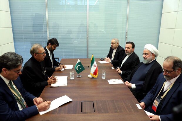 روحانی با رئیس‌جمهور پاکستان دیدار کرد