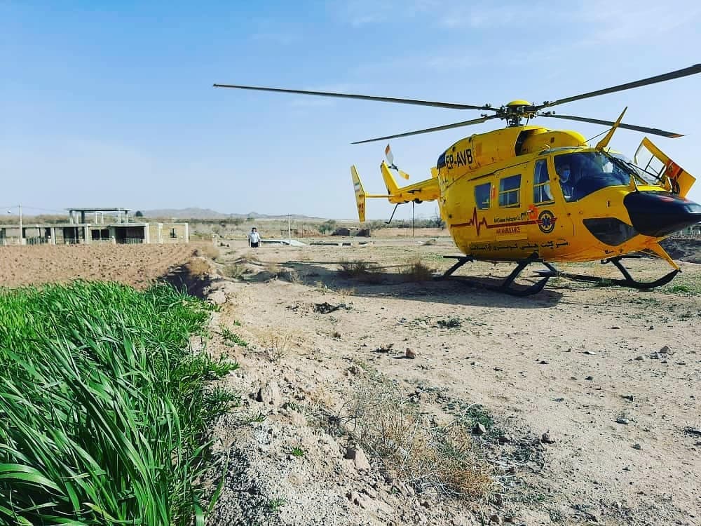اورژانس هوایی یزد نجات بخش جان کودک ۲ ساله