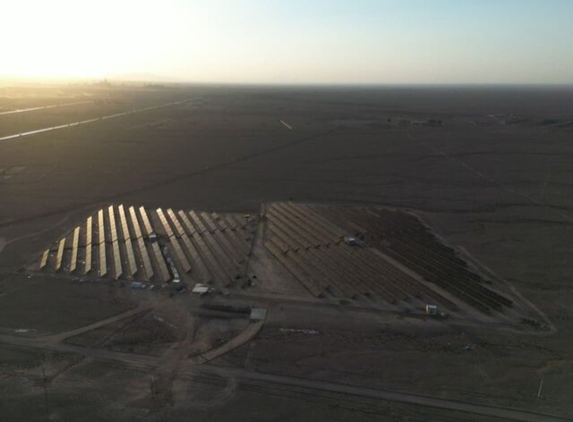 افتتاح اولین نیروگاه‌های خورشیدی ماده ۱۲ کشور در اردکان یزد