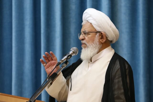 انقلاب اسلامی برای حفظ کرامت انسانها آمده است