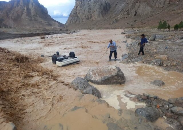 کشته شدن ۲ نفر در سیل شهرستان تفت