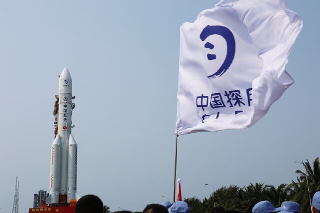 فضاپیمای رباتیک چین در روزهای آینده به ماه می‌رود