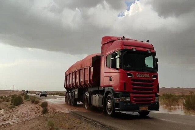 ممنوعیت تردد خودروهای سنگین در محور یزد - طبس در نوروز